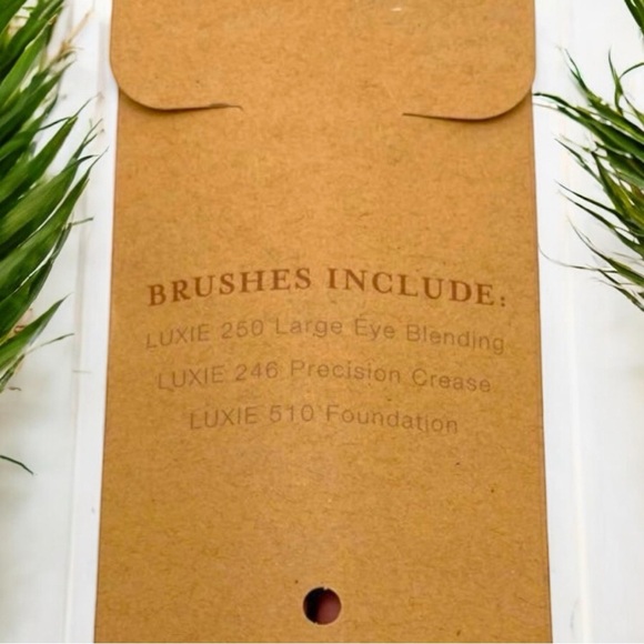 NEW LUXIE 3-Piece Rose Gold Makeup Brush Set - Foundation, Blending, Crease - Picture 6 of 7